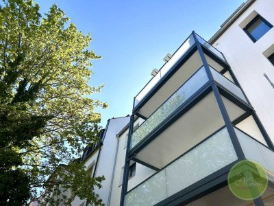 ** Moderner AltbauCharme ** frisch Saniert ** nahe Wiesengrund ** Balkon ** 3 Zimmer ** ca. 73 qm **