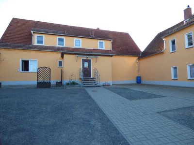 Freundliche 2-Zimmer-DG-Wohnung in Schildau