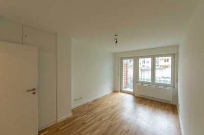 NMS-EGR*: Modernes Appartement mit Balkon im Belgischen Viertel