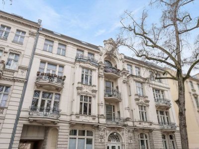 Denkmalschutz: Vermietete 4-Zimmer-Altbauwohnung mit Stellplatz und 2 Balkonen in Potsdam