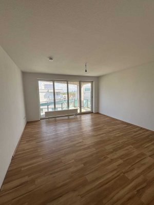 Schöne 2-Zimmer-Wohnung mit EBK in Frankfurt Sossenheim