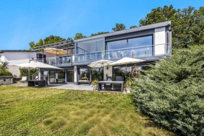 Hochwertiges Wohnanwesen in Bestlage mit Panoramablick in Sindelfingen