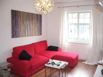 *Pfalzstraße*Schöne Altbauwohnung*Dielenboden*Hohe Decken*Vollständig modernisiert*