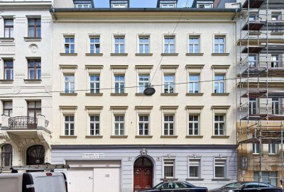 Befristet vermoietete 2-Zimmmer- Dachgeschosswohnung - 
Garten-/Hofseitig ausgerichtet!