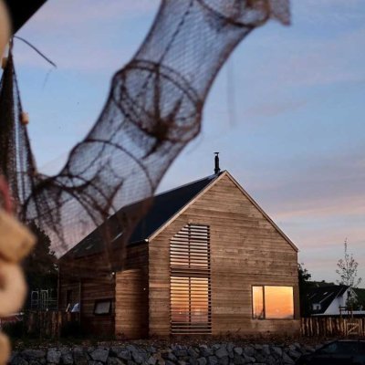 Einzigartiges Architektenhaus in 1. Reihe zum Hafen