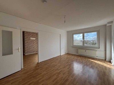 3-Raum-Wohnung mit Erker und Abstellraum