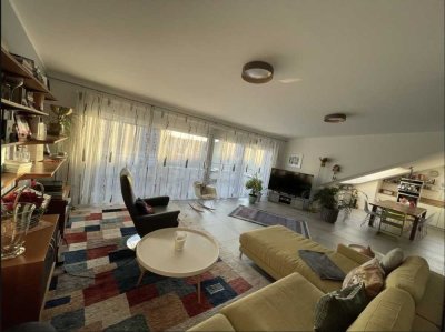 Exklusive, neuwertige 3,5-Raum-Wohnung mit luxuriöser Innenausstattung in Neckarsulm