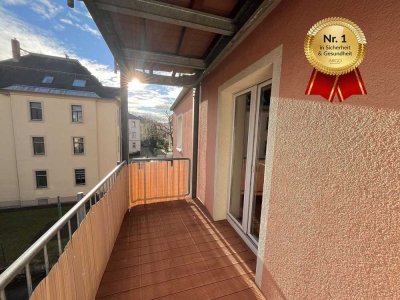 Frisch Renoviert! - sonniger Balkon I moderne Einbauküche I Tageslichtbad mit Wanne