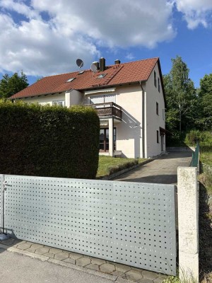 Schöne, sanierte 5,5-Zimmer-Doppelhaushälfte in Odelzhausen