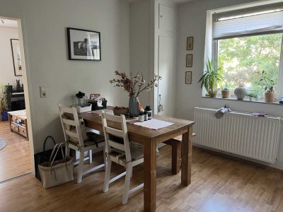 Gemütliche 2-Zi.-EG-Wohnung - mit Platz für Wohnküche, Bad mit Fenster, Keller und Stellplatz