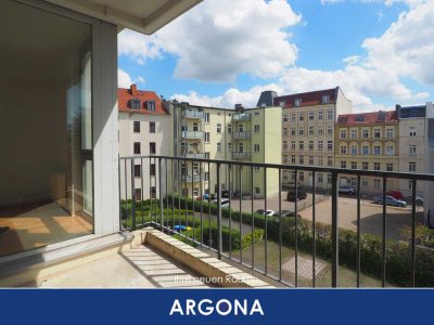 Bezugsfertige ruhige Neubauwohnung mit Sonnen-Balkon & Einbauküche