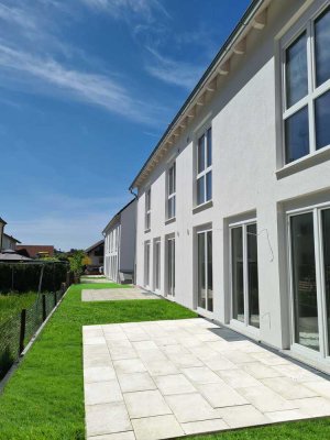 Neubau: Bezugsfertige Doppelhaushälfte mit Garten - Jetzt besichtigen!