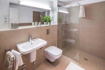 Neubau: Moderne, möblierte 1-Zimmerwohnung mit toller Ausstattung inkl. EBK & Balkon