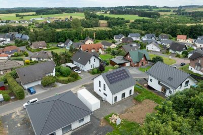 Modernes, energieeffizientes Einfamilienhaus in idyllischer Wohnlage - Nähe Bad Marienberg!