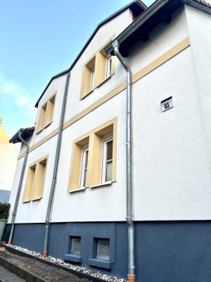 AB SOFORT: Exklusives freistehendes EFH in Kleinzschocher – mit Einbauküche + Garten
