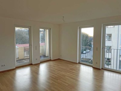 Drei -Zimmer-Wohnung mit Südwestbalkon, hell und ruhig, in Landshut-Schönbrunn