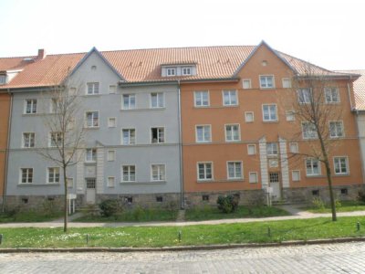 Bezugsfertige 2-Raum-Wohnung im Altbau mit Balkon