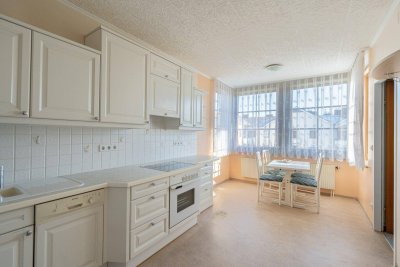 &gt;&gt; Gut geschnittene 4-Zimmer-Wohnung mit Parkplatz und großem Kellerabteil &lt;&lt;