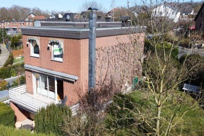 Kleines Haus mit zwei Garagen für kleine Familie in bevorzugter Wohnlage von Swisttal-Heimerzheim