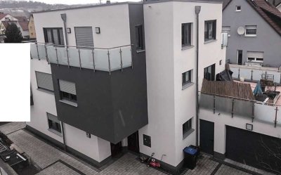 PREMIUM-WOHNEN Großzügige und Luxuriöse Terrassen-Wohnung mit Einbauküche