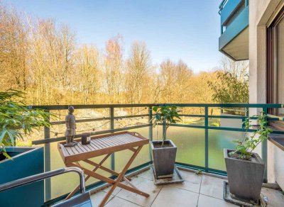 Top möbliertes Apartment mit Balkon und Küche. Natur pur! – Leben am Grafenberger Wald.