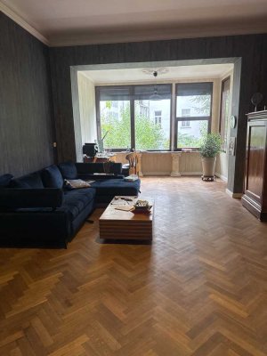 Großes helles WG Zimmer in Poppelsdorf mit Gartenblick EG