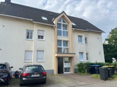 Für Kapitalanleger - vermiete Wohnung mit schöner Terrasse + Stellplatz nahe des Cospudener Sees!