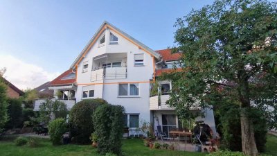 1783 – Stilvolle 2 Zi.-DG-Wohnung in Nufringen! S-Bahn, Garage, Balkon, Küche!