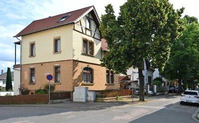 **PROVISIONSFREI** Im Schatten des Schlosses: Lukratives Liebhaberobjekt für scharfe Rechner