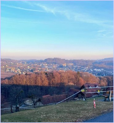 ...wo andere Urlaub machen **Ferienhaus/ Wohnhaus mit wunderschöner Aussicht.