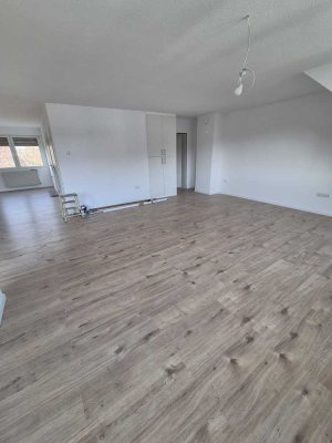 Erstbezug nach Kernsanierung Dachgeschosswohnung mit Balkon & Blick auf die Festung Ehrenbreitstein