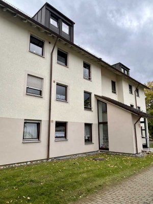 RT Rommelsbach Helle 3,5-Zimmer-Wohnung mit Balkon und Einbauküche