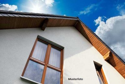 Gepflegtes Zweifamilienhaus mit Wintergarten - guter Gesamtzustand