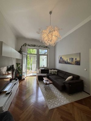 Schöne Altbauwohnung in Bestlage