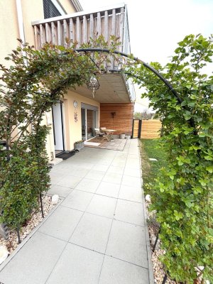 Charmantes Eckreihenhaus mit Gartenidylle und sonniger Terrasse in ruhiger Lage