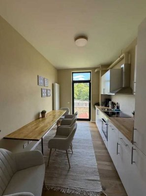 4 Zimmer-Wohnung im sanierten MFH in Toplage