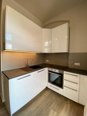 Zeitlose Eleganz trifft modernen Komfort: Ihr sanierter Altbau-Traum