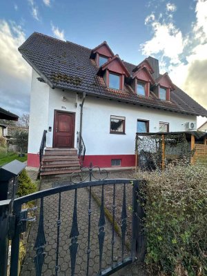 Großzügige moderne Maisonettewohnung im Zweiparteienhaus in Umkirch