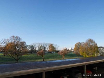 Kapitän-Dallmann Str. - Hochparterre-Weserblick. Top sanierte 2 Zi. Whg, EBK, Marmorfl., Carport