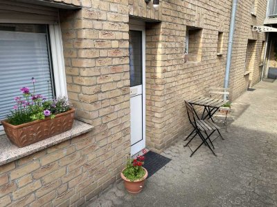möbil. Mini-Apartement in Bonn-Kessenich