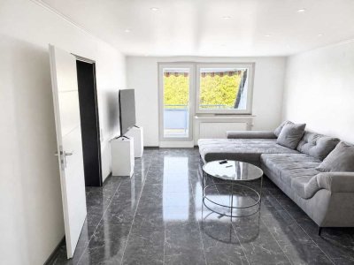 Sanierte, möblierte Wohnung mit Südbalkon und EBK in Wuppertal-Cronenberg, Nahe des Gelpetals
