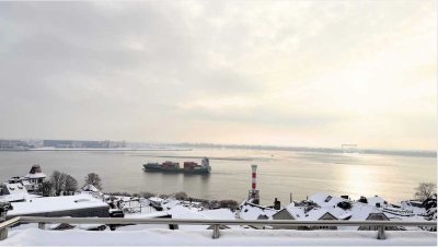 Der perfekte Elbblick! Traumwohnung in Blankenese