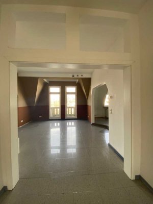 4,5 Zi-Whg. mit Südbalkon in LU-Süd