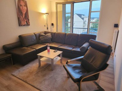 Helle & sanierte 2-Zimmer-Wohnung mit Balkon und Tiefgaragenstellplatz – Nachmieter gesucht!