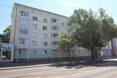Sanierte 2,5-Raum-Wohnung in alter Neustadt mit Balkon
