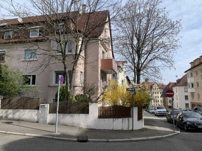 Helle 2,5 Raum-Wohnung in Stuttgart Ost