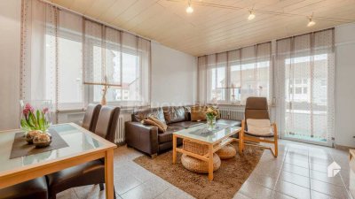 Großzügige 4-Zimmer-Wohnung mit Loggia, Garten und Garage in beliebter Lage