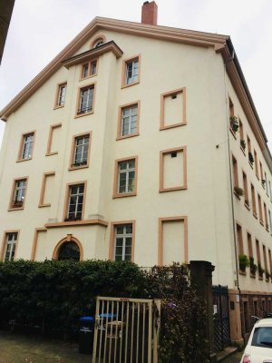 Helle 5-Zimmer-Dachgeschosswohnung in der Altstadt
