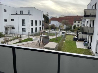 Exklusive 3-Zimmer-Wohnung mit Einbauküche und Balkon ,WG geeignet.