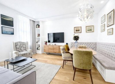 Designerwohnung mit 4 Zimmern und separater Küche – exklusive Altbau-Residenz mit Wiener Charme